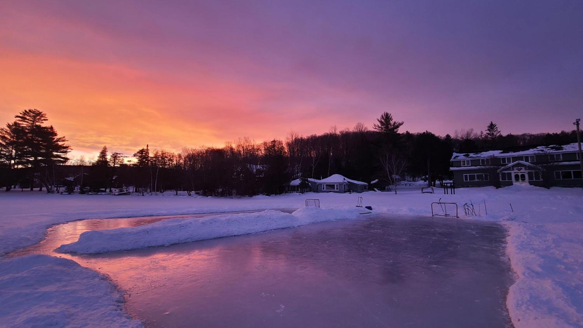 Bonnie View Inn Haliburton Luaran gambar
