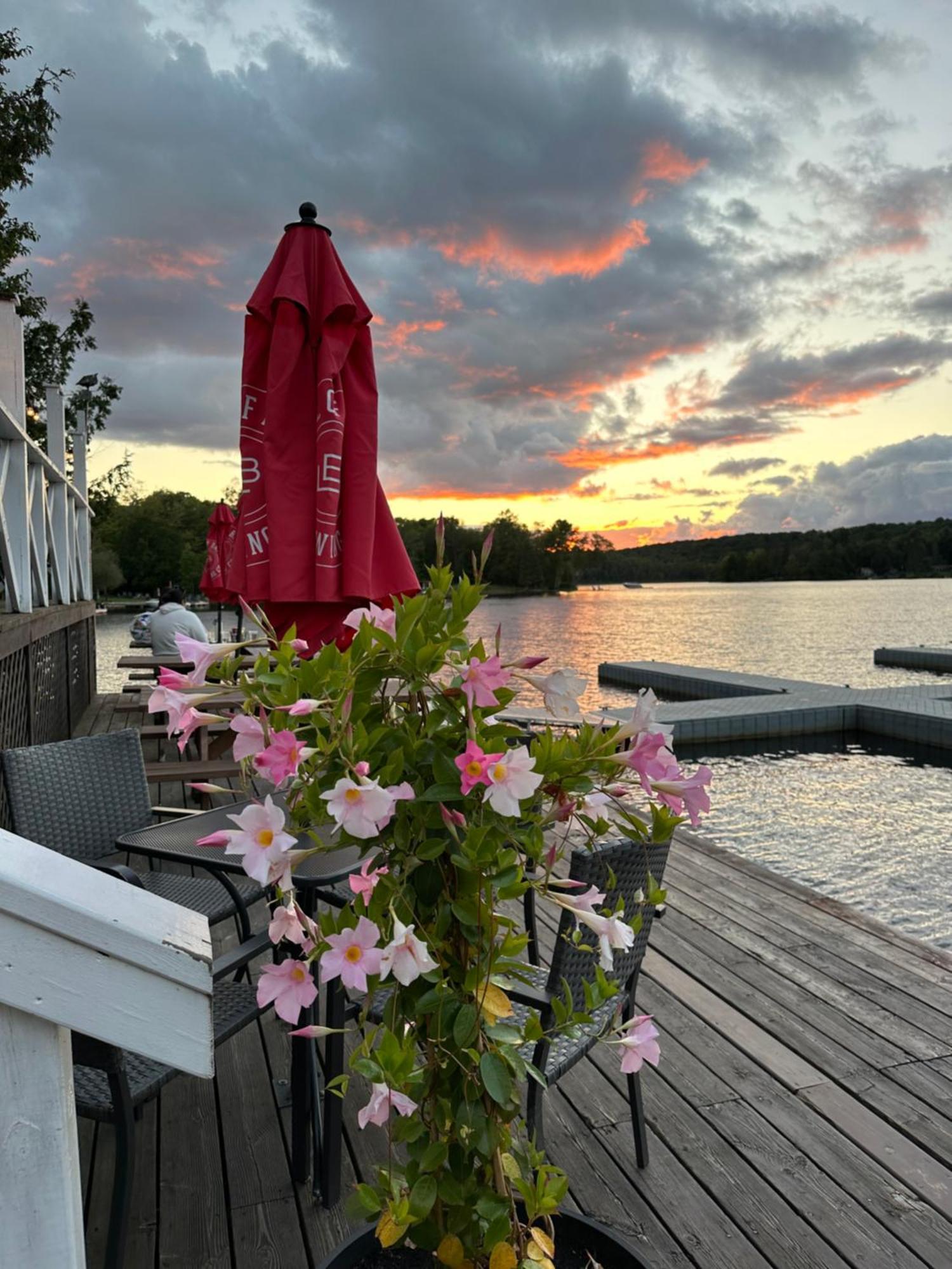Bonnie View Inn Haliburton Luaran gambar